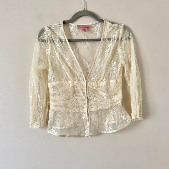 Y2K Cream Lace Blouse Small Cropped Sheer